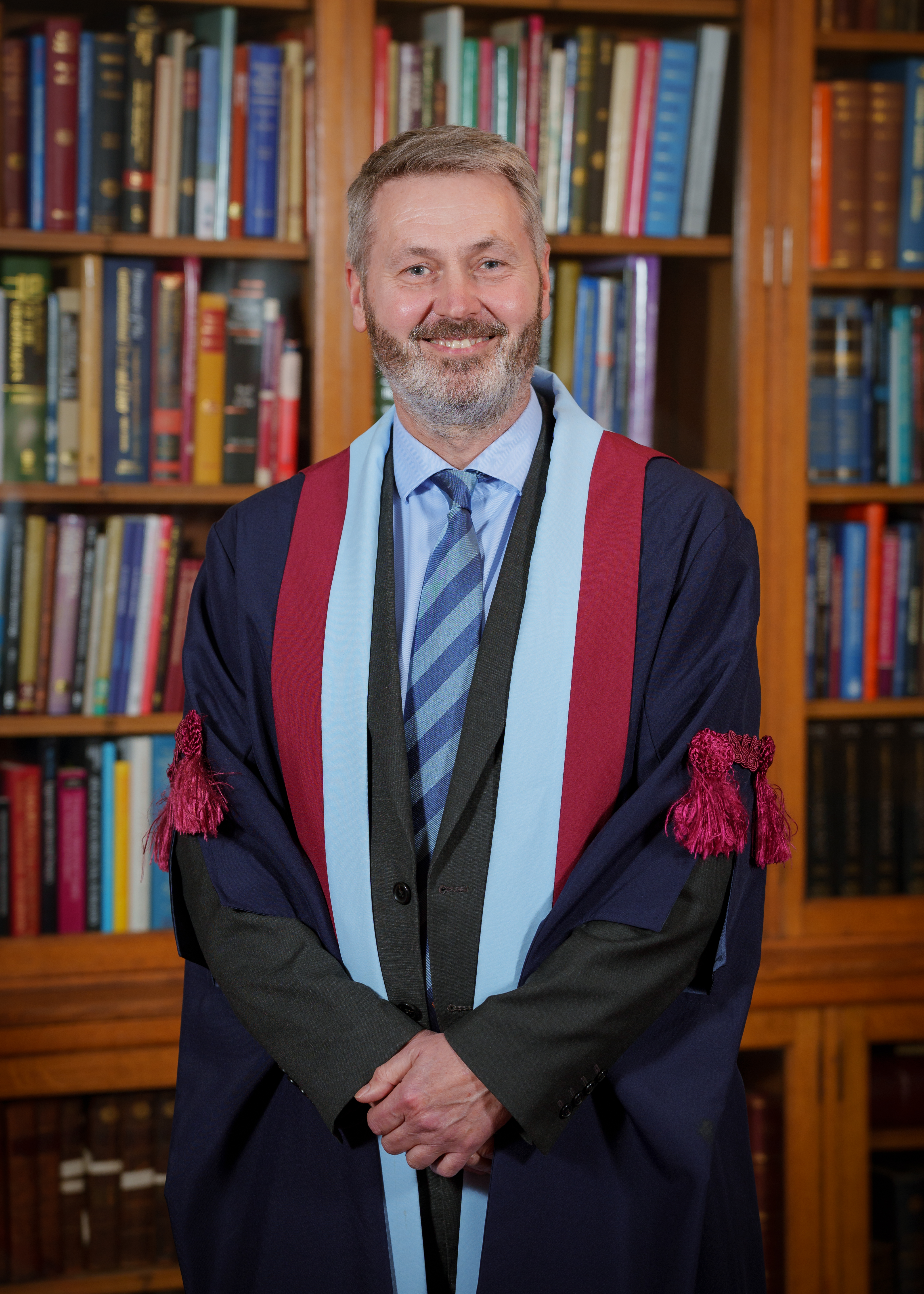 Dr Ian Corbett
